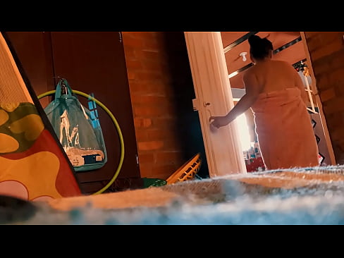 ❤️ Nwanne nna m na-eso m banye na mmiri ịsa ahụ, ọ na-akparị m ka m na-asa ahụ. ❤️ na anyị%ig.tubsexer-porn.ru